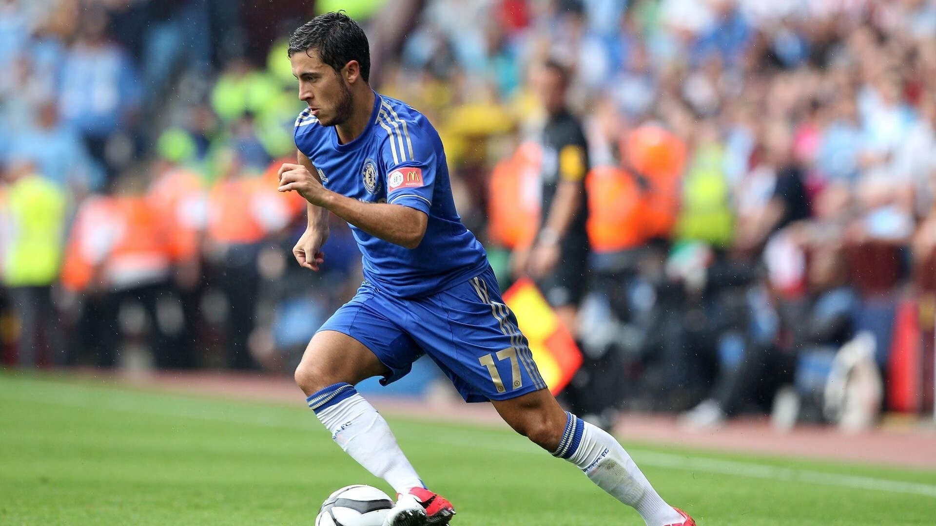 曼城客场-小胜本菲卡，稳固小组第一，曼城小球迷